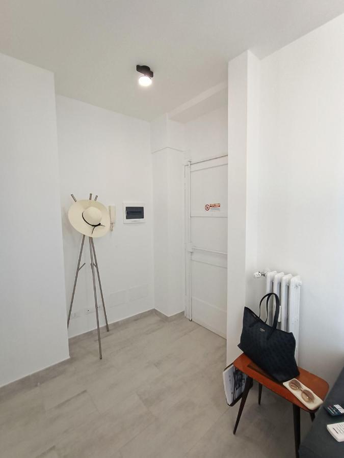 La Terrazza Sull'Appia By Hostand Apartment Рим Екстериор снимка