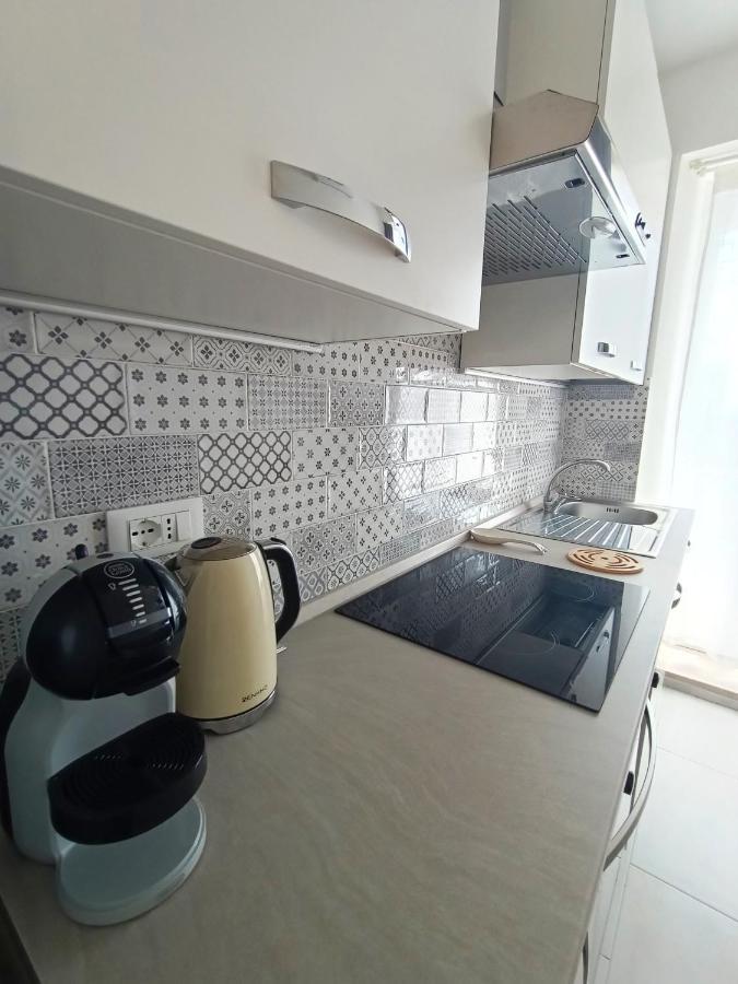 La Terrazza Sull'Appia By Hostand Apartment Рим Екстериор снимка