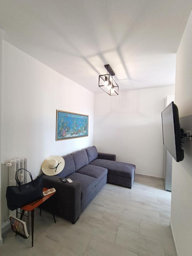 La Terrazza Sull'Appia By Hostand Apartment Рим Екстериор снимка